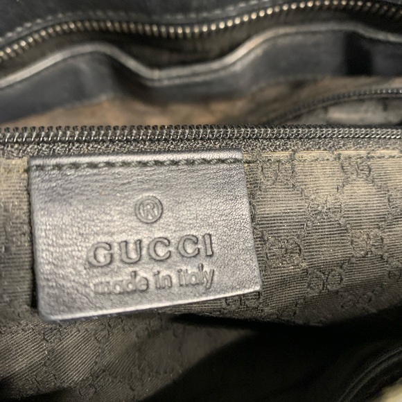 Authentic Vintage Gucci Leather Purse - Picture 3 of 6
